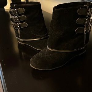 Aldo black booties